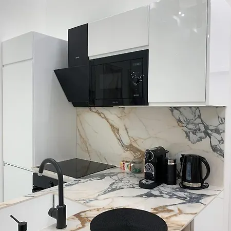 St Stephen Luxury With Jacuzzi And Sauna Apartament *