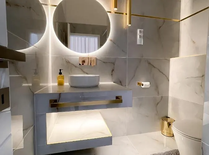 St Stephen Luxury With Jacuzzi And Sauna 아파트 *