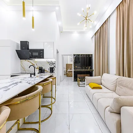 St Stephen Luxury With Jacuzzi And Sauna Apartament