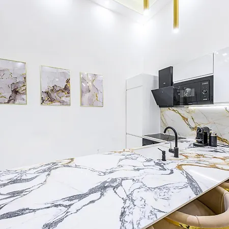 St Stephen Luxury With Jacuzzi And Sauna Apartament Budapeszt